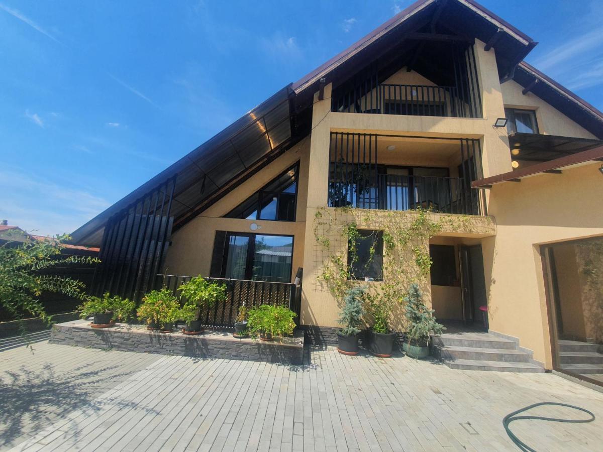 Pensiunea Relax Curtea de Argeş Exteriér fotografie